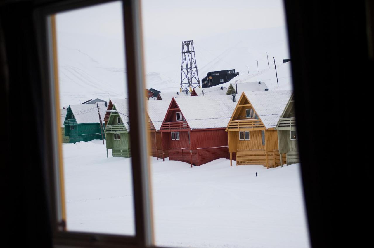 Svalbard Hotell | Lodge 朗伊尔城 外观 照片